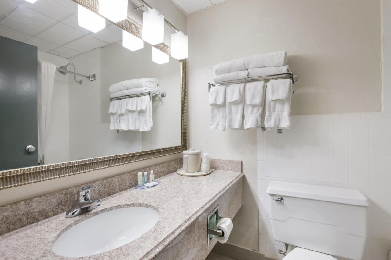 Quality Inn Joliet Quarto foto